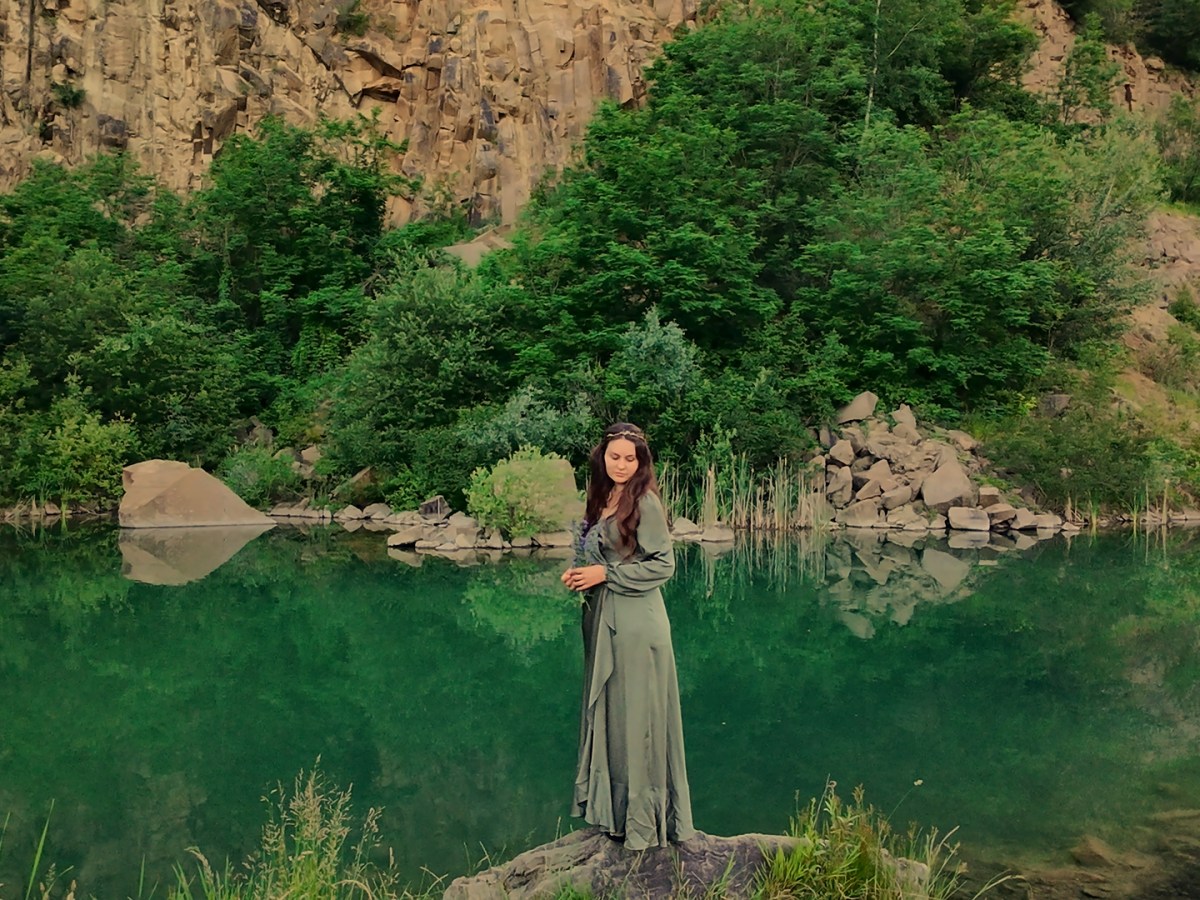 Tom Bombadil’s song // Cântecul lui Tom Bombadil |The Lord of the Rings|Lyrics